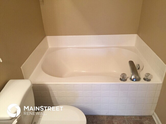 Building Photo - 6081 Bannister Ct