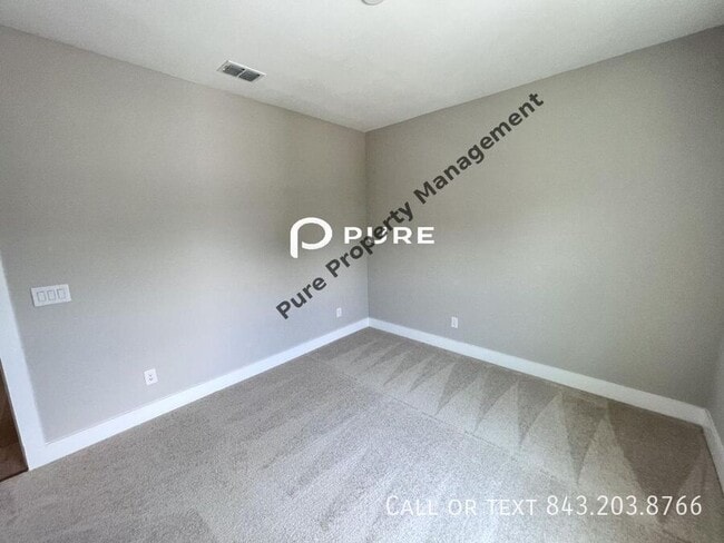 Building Photo - 2225 Cultura Cir