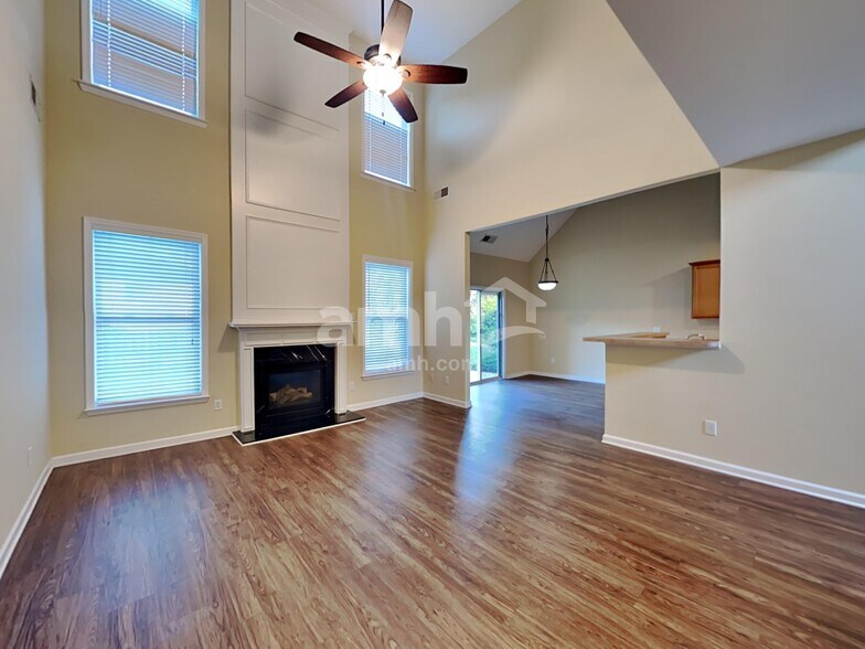 Building Photo - 4459 Kentland Dr