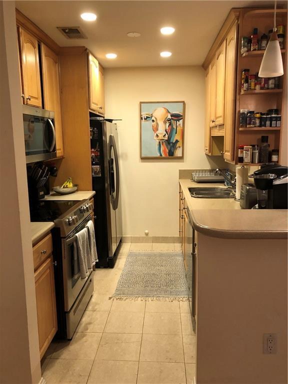 Building Photo - 4209 Pine Heights Dr NE