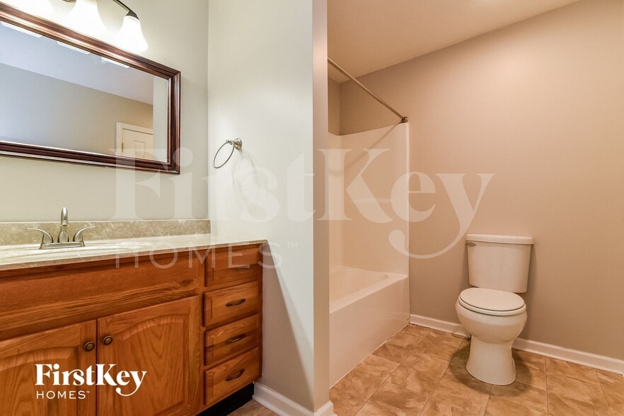 Building Photo - 535 Murphy Ln