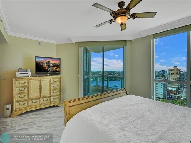 Building Photo - 101 S Fort Lauderdale Beach Blvd