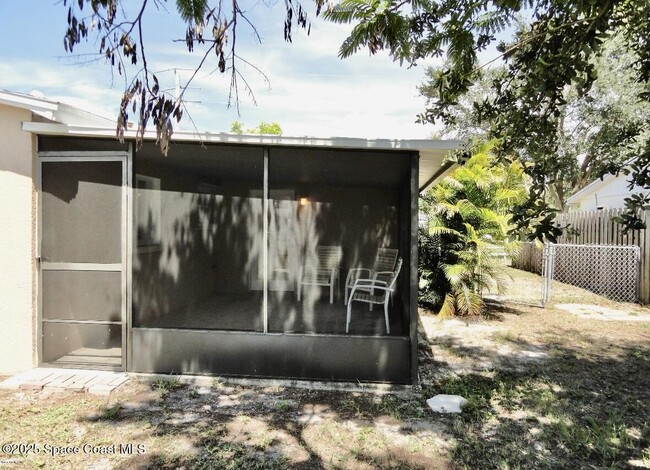 Building Photo - 4362 Sherwood Blvd