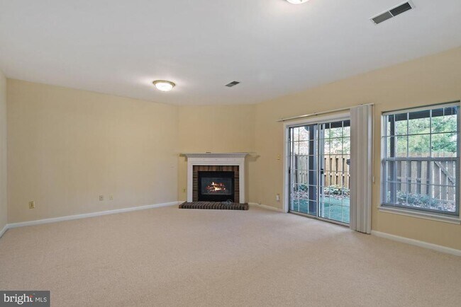 Building Photo - 20681 Waterfall Branch Terrace