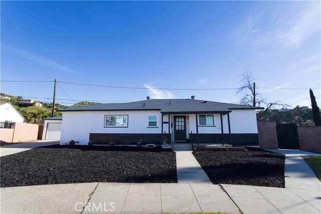 Building Photo - 8330 Glenoaks Blvd