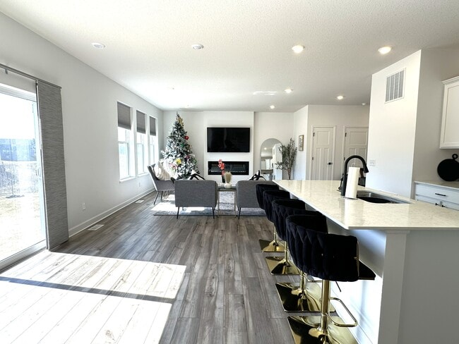 Building Photo - 22525 Wood Ln