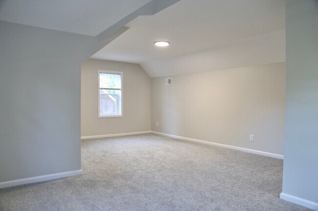 Building Photo - 4263 W Anderson Rd
