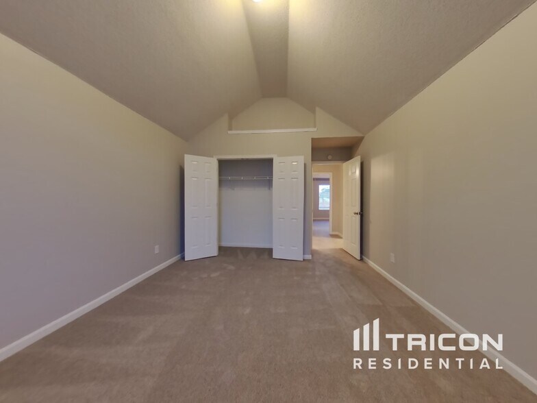 Building Photo - 4445 Millenium View Ct SW