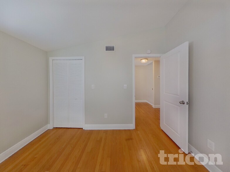 Building Photo - 1230 Kapok Kove Cir