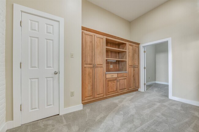 Building Photo - 2309 Harborside Dr