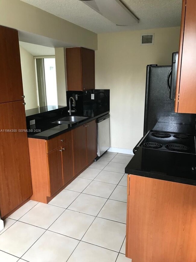 Building Photo - 4772 NW 97th Pl