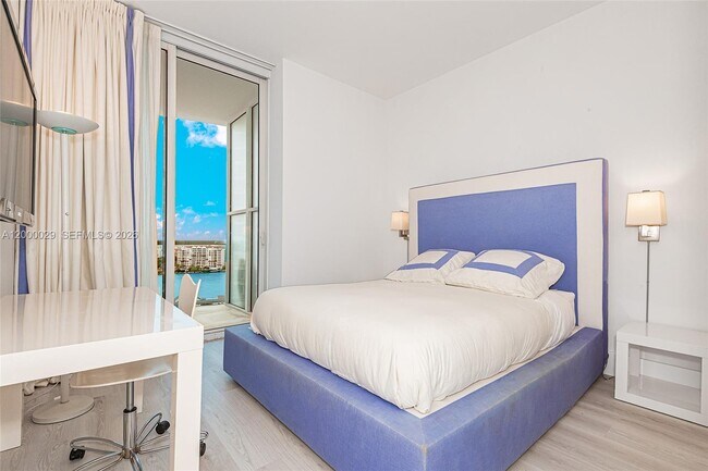 Building Photo - 50 South Pointe Dr