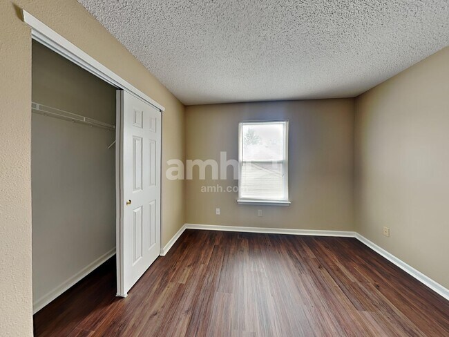 Building Photo - 12154 Brushfield Ln