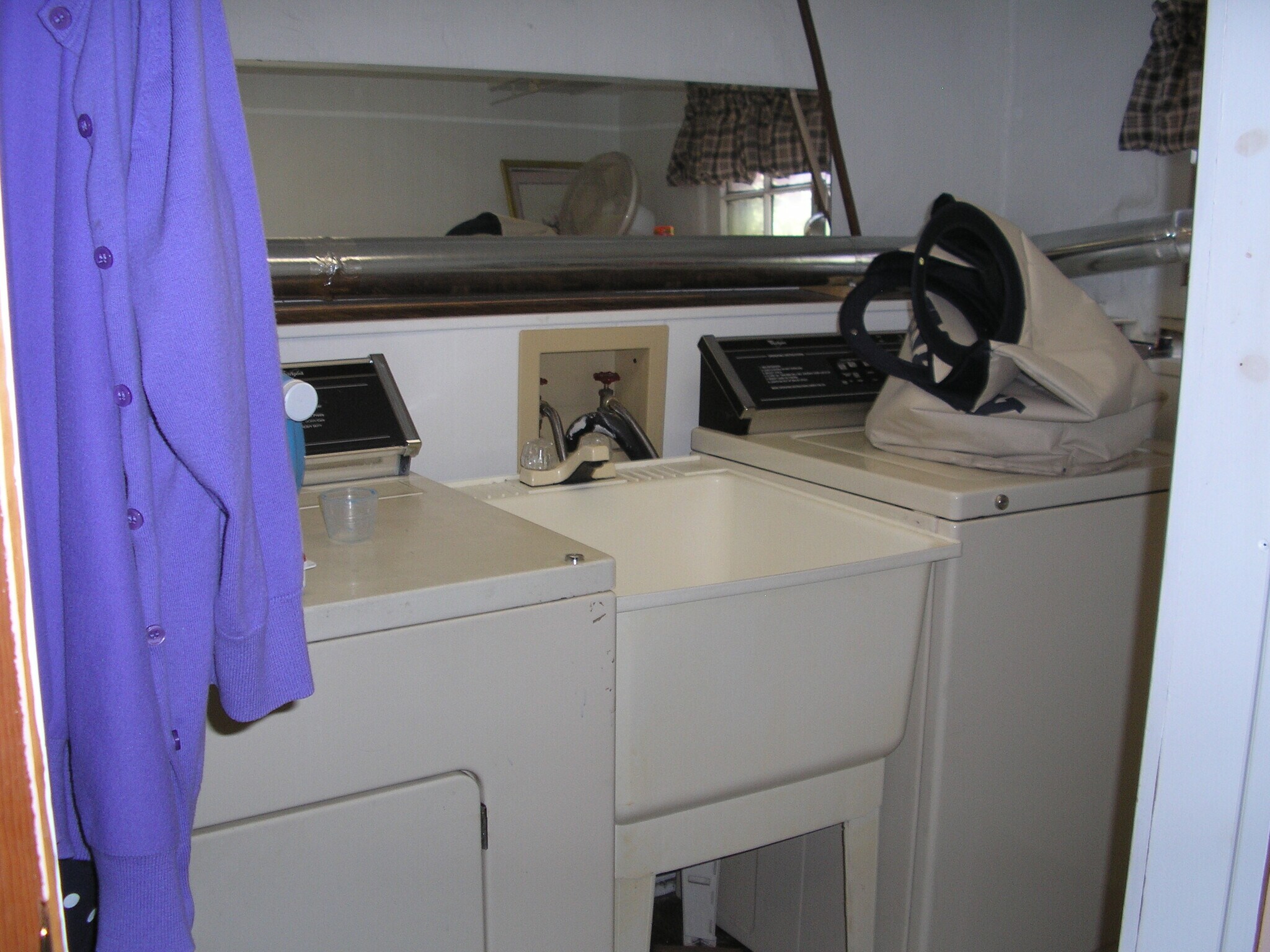 Building Photo - 1709 Hampton Blvd