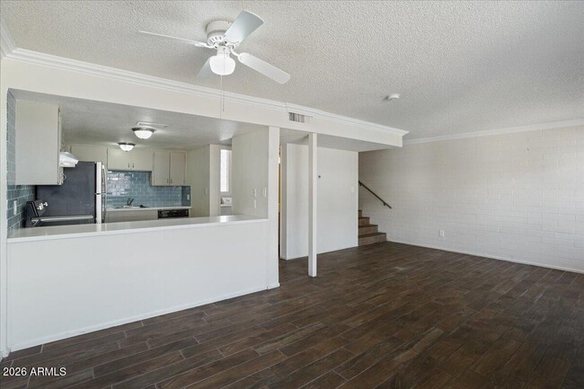 Building Photo - 6528 N 17th Ave