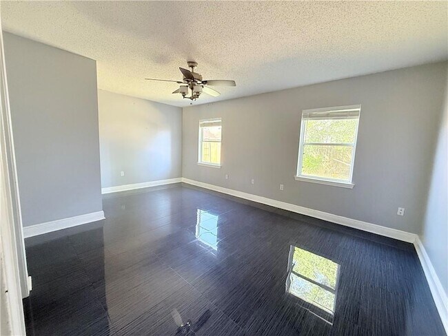 Building Photo - 1132 Indigo Ct