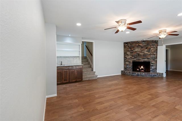 Building Photo - 1403 Cliffwood Rd