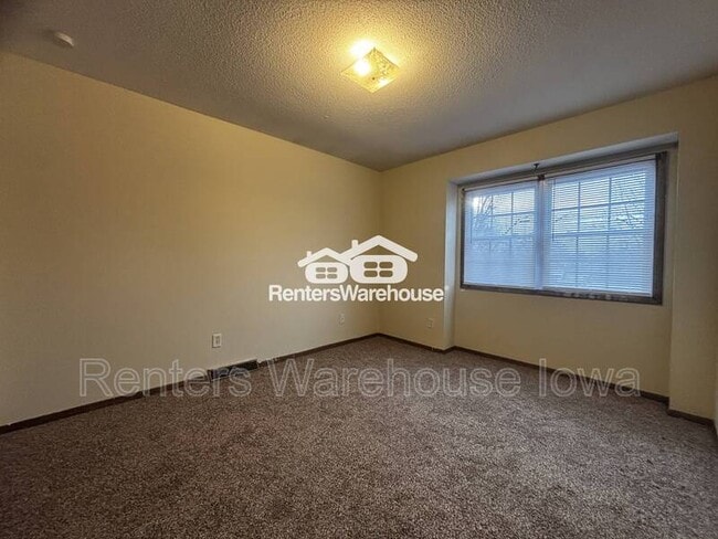 Building Photo - 4122 77th St Cir