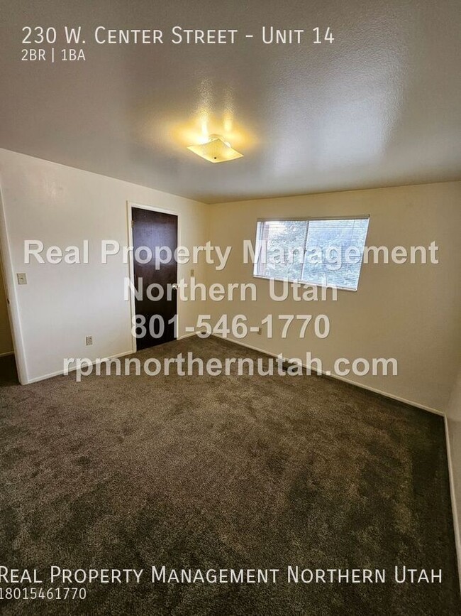 Building Photo - 2 Bedroom 1 Bath Bountiful Apartment Now A...