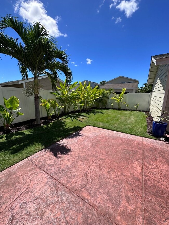 Building Photo - Kuapapa At Hoakalei Remodeled & upgraded 4 bed 3 bath with 2 car garage and Central AC