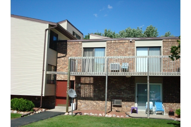 Primary Photo - Wilson Avenue Apartments