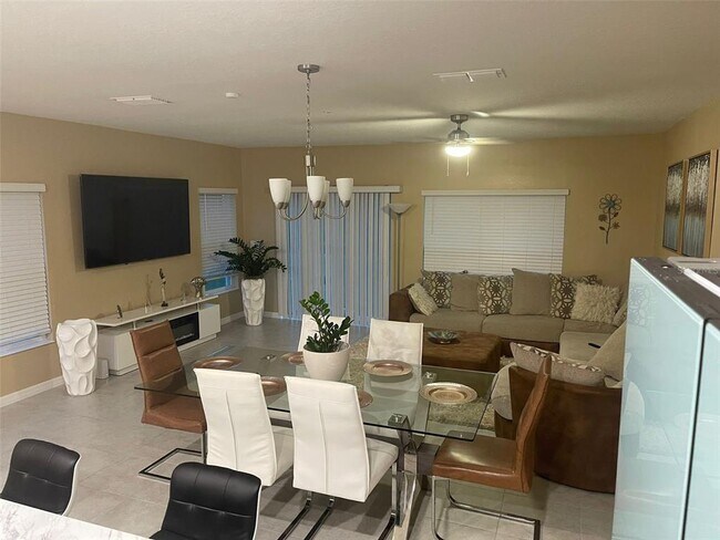 Building Photo - 3817 Hampton Chase Ln