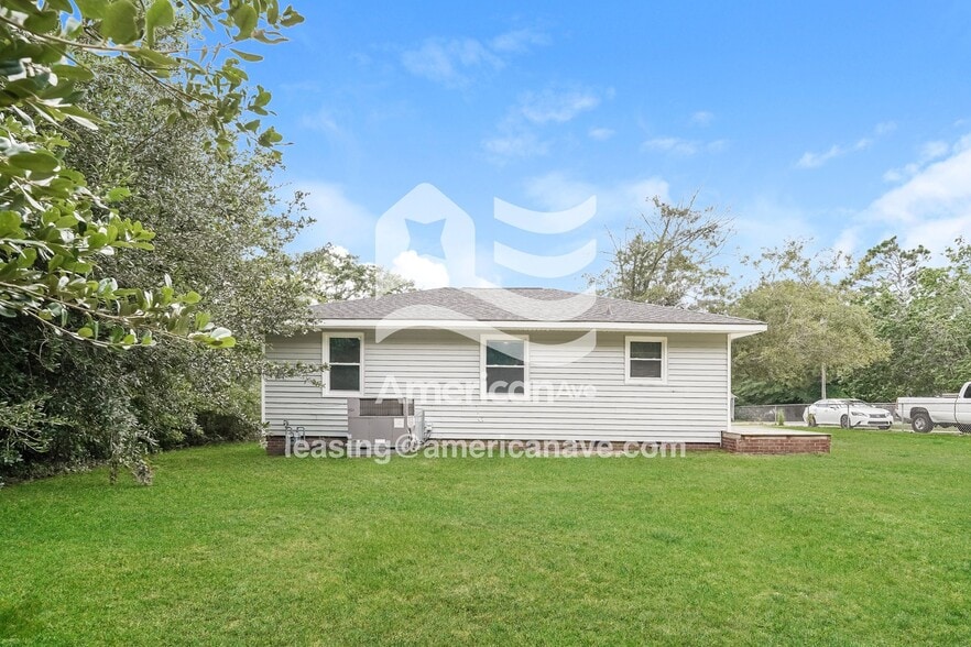 Building Photo - 3410 Westmont Dr