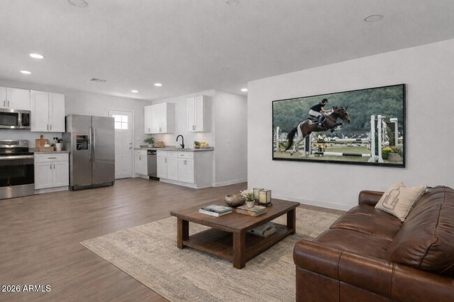 Building Photo - 661 S 96th Pl