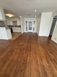 Building Photo - 1234 Gardenia Dr