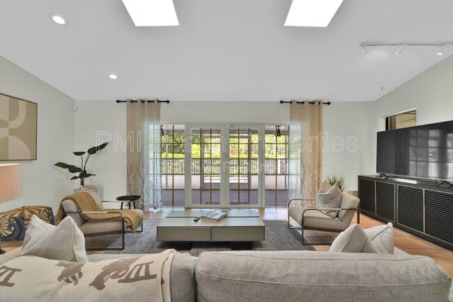 Building Photo - 13684 Exotica Ln