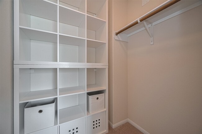Building Photo - 2315 Zephyr Ln