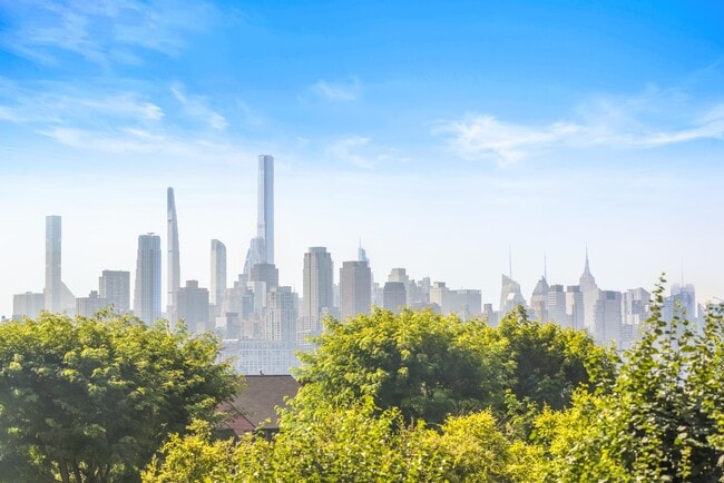 Building Photo - 8100 River Rd