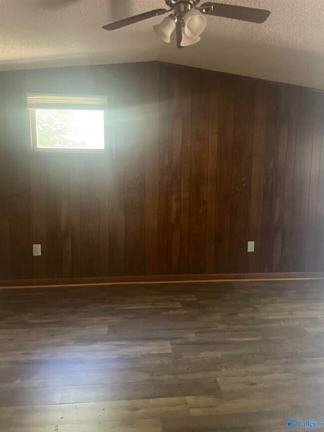 Building Photo - 2018 Sewanee Rd SW
