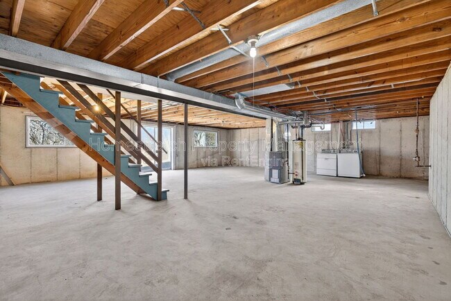 Building Photo - 12887 Fox Haven Dr