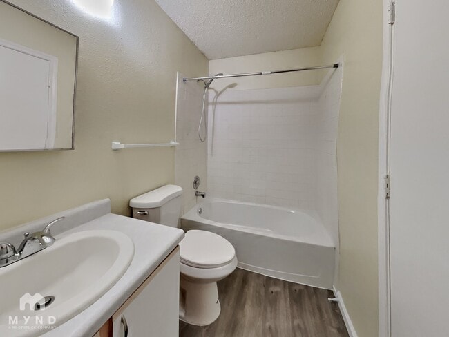 Building Photo - 9023 Mountain Field Dr