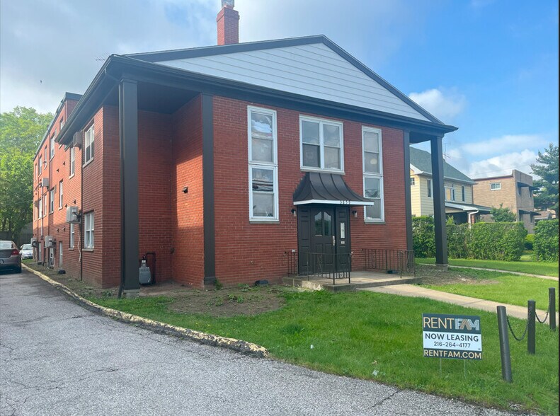 Primary Photo - Riveredge Lofts