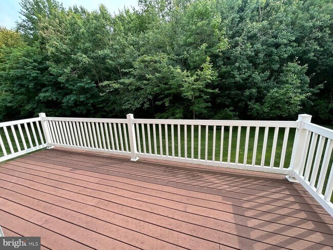 Building Photo - 406 Jacobsen Drive