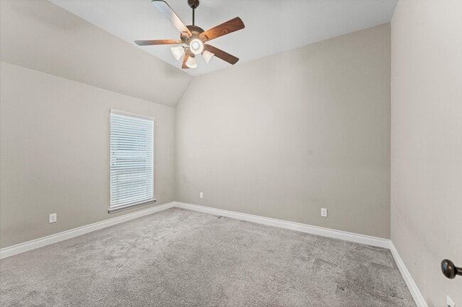 Building Photo - 18226 Dalyell Dr