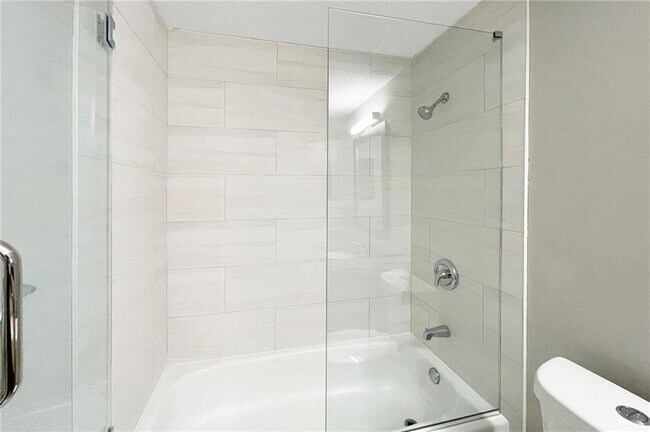 Building Photo - 901 Wentworth Ct