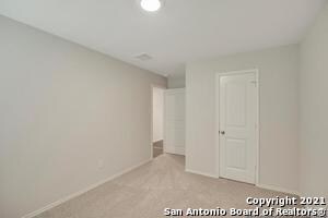 Building Photo - 728 Armadillo Dr
