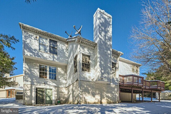 Building Photo - 8 Sapphire Hill Ct