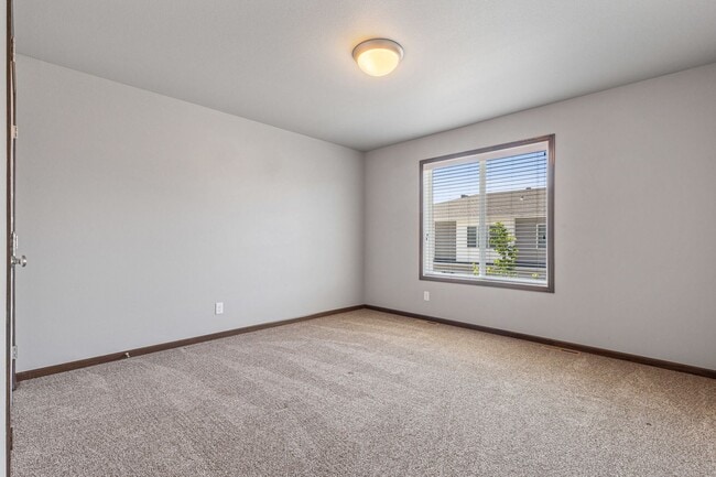 Building Photo - 3-bedroom, 3-bathroom West Fargo Single-Family Home w/ 3 Stall Garage