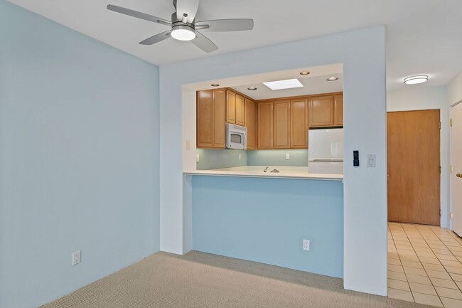 Building Photo - Total Quality Living! El Escorial Villas at East Beach~