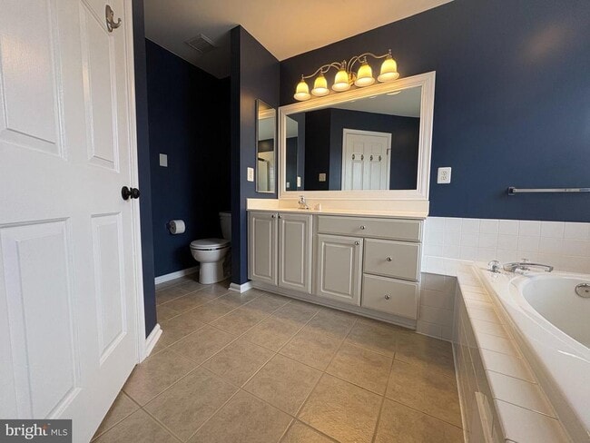 Building Photo - 4806 Turnberry Dr