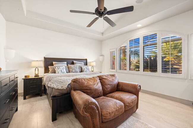 Building Photo - 73110 Calliandra St