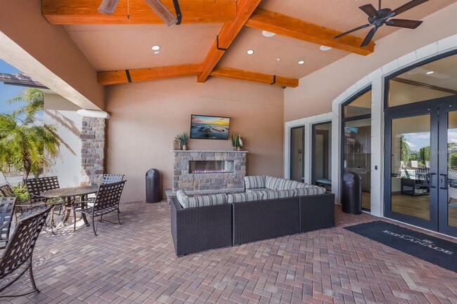 Building Photo - 8720 Bellussi Dr