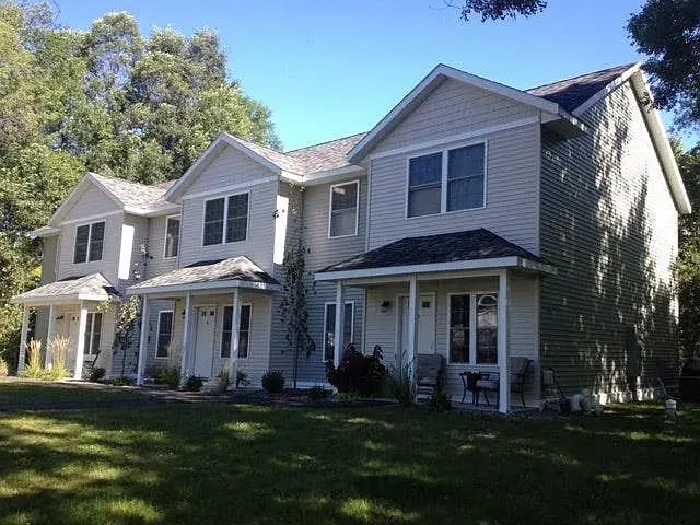 Building Photo - 369 W Sand Lake Rd