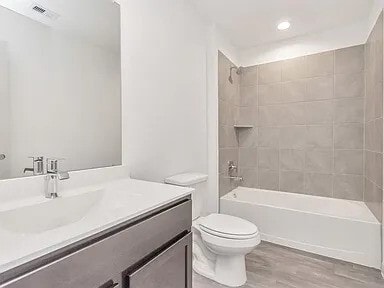 Building Photo - 12735 Ermine St