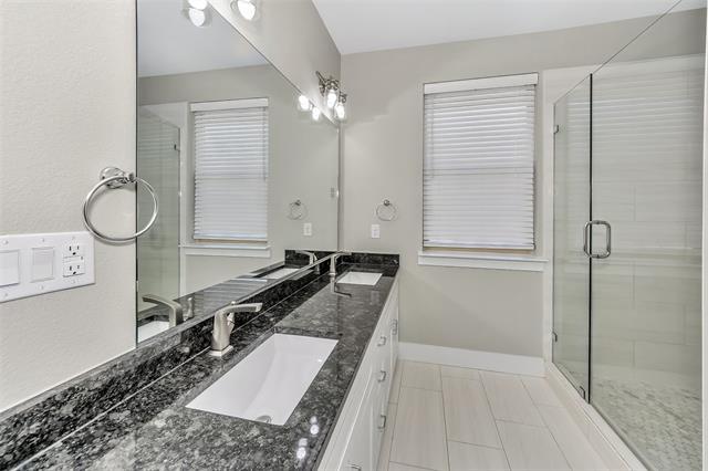 Building Photo - 3604 Aaron Pl