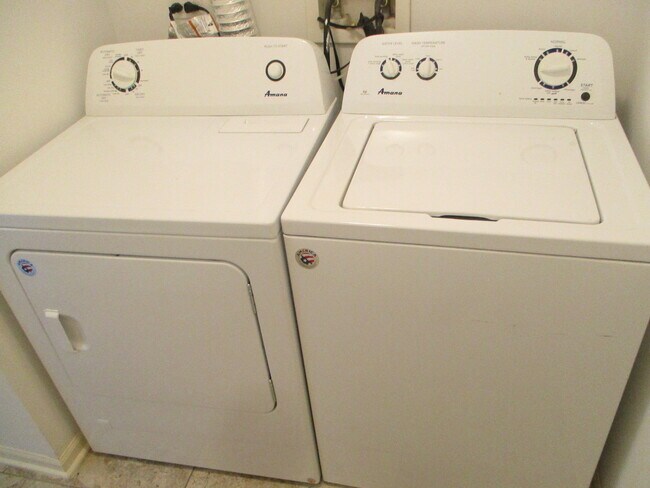 Building Photo - 356 Littleton Trail